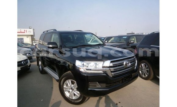 Acheter Import Voiture Toyota Land Cruiser Noir à Import - Dubai, Barh el Gazel Acheter Import Voiture Toyota Land Cruiser Noir à Import - Dubai, Barh el Gazel