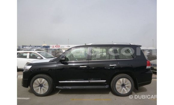 Acheter Import Voiture Toyota Land Cruiser Noir à Import - Dubai, Barh el Gazel Acheter Import Voiture Toyota Land Cruiser Noir à Import - Dubai, Barh el Gazel
