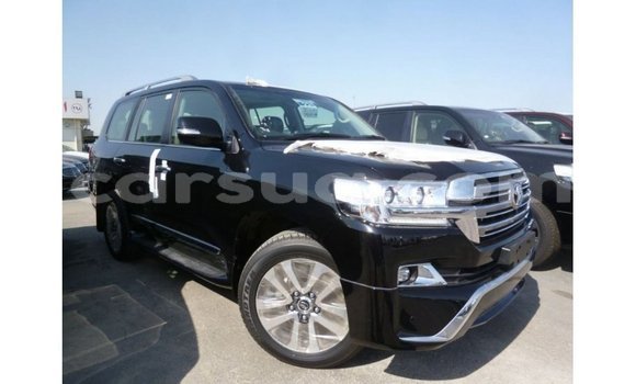 Acheter Import Voiture Toyota Land Cruiser Noir à Import - Dubai, Barh el Gazel Acheter Import Voiture Toyota Land Cruiser Noir à Import - Dubai, Barh el Gazel