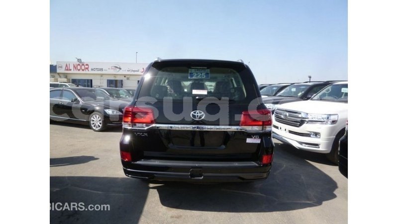 Big with watermark toyota land cruiser barh el gazel import dubai 2437