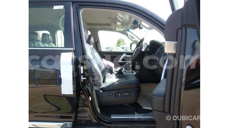 Big with watermark toyota land cruiser barh el gazel import dubai 2437