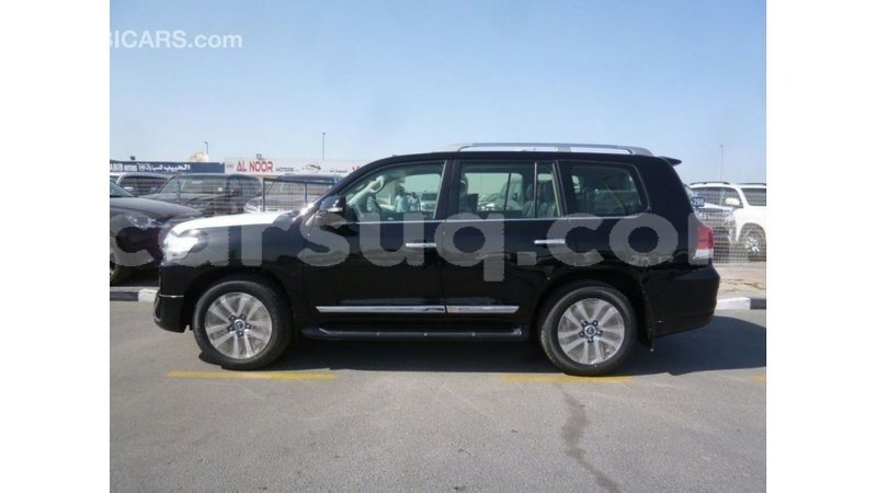 Big with watermark toyota land cruiser barh el gazel import dubai 2437