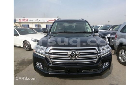 Acheter Import Voiture Toyota Land Cruiser Noir à Import - Dubai, Barh el Gazel Acheter Import Voiture Toyota Land Cruiser Noir à Import - Dubai, Barh el Gazel