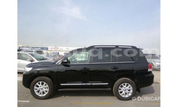 Acheter Import Voiture Toyota Land Cruiser Noir à Import - Dubai, Barh el Gazel Acheter Import Voiture Toyota Land Cruiser Noir à Import - Dubai, Barh el Gazel