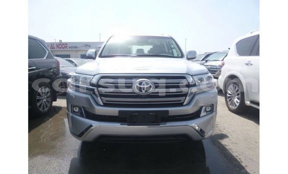 Acheter Import Voiture Toyota Land Cruiser Autre à Import - Dubai, Barh el Gazel Acheter Import Voiture Toyota Land Cruiser Autre à Import - Dubai, Barh el Gazel