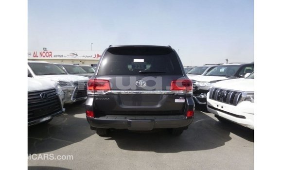 Buy Import Toyota Land Cruiser Other Car in Import - Dubai in Barh el Gazel Buy Import Toyota Land Cruiser Other Car in Import - Dubai in Barh el Gazel