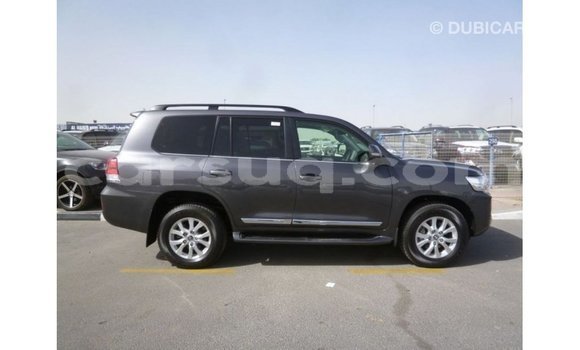 Buy Import Toyota Land Cruiser Other Car in Import - Dubai in Barh el Gazel Buy Import Toyota Land Cruiser Other Car in Import - Dubai in Barh el Gazel