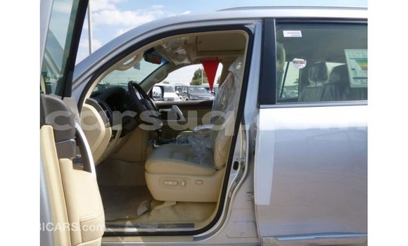 Acheter Import Voiture Toyota Land Cruiser Autre à Import - Dubai, Barh el Gazel Acheter Import Voiture Toyota Land Cruiser Autre à Import - Dubai, Barh el Gazel