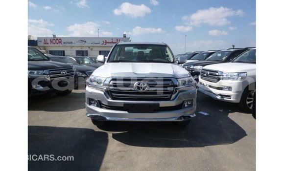 Acheter Import Voiture Toyota Land Cruiser Autre à Import - Dubai, Barh el Gazel Acheter Import Voiture Toyota Land Cruiser Autre à Import - Dubai, Barh el Gazel