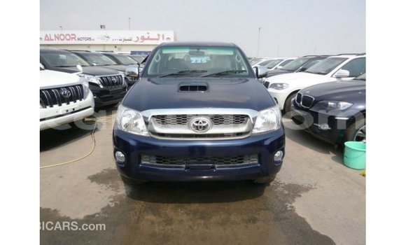 Acheter Import Voiture Toyota Hilux Bleu à Import - Dubai, Barh el Gazel Acheter Import Voiture Toyota Hilux Bleu à Import - Dubai, Barh el Gazel