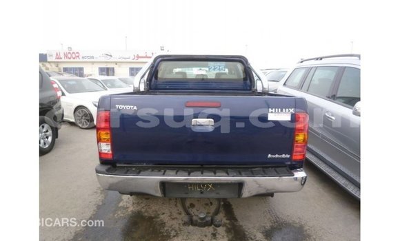 Acheter Import Voiture Toyota Hilux Bleu à Import - Dubai, Barh el Gazel Acheter Import Voiture Toyota Hilux Bleu à Import - Dubai, Barh el Gazel