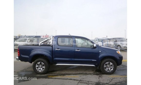 Acheter Import Voiture Toyota Hilux Bleu à Import - Dubai, Barh el Gazel Acheter Import Voiture Toyota Hilux Bleu à Import - Dubai, Barh el Gazel