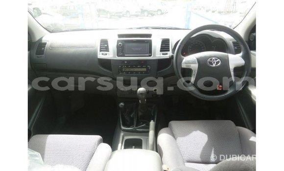 Buy Import Toyota Hilux White Car in Import - Dubai in Barh el Gazel Buy Import Toyota Hilux White Car in Import - Dubai in Barh el Gazel