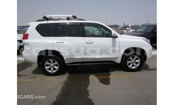 Acheter Import Voiture Toyota Prado Blanc à Import - Dubai, Barh el Gazel Acheter Import Voiture Toyota Prado Blanc à Import - Dubai, Barh el Gazel