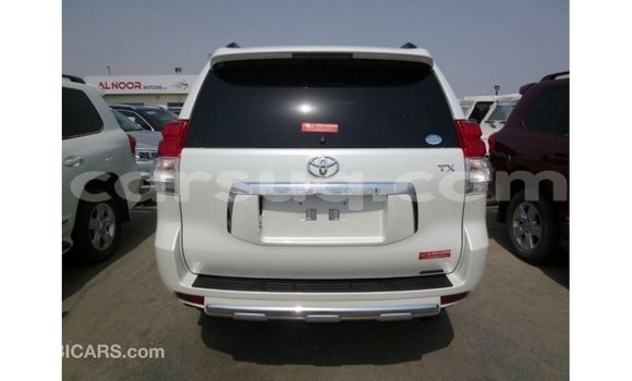 Acheter Import Voiture Toyota Prado Blanc à Import - Dubai, Barh el Gazel Acheter Import Voiture Toyota Prado Blanc à Import - Dubai, Barh el Gazel