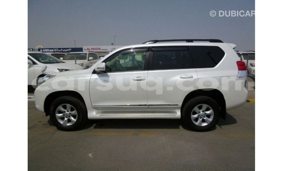 Acheter Import Voiture Toyota Prado Blanc à Import - Dubai, Barh el Gazel Acheter Import Voiture Toyota Prado Blanc à Import - Dubai, Barh el Gazel
