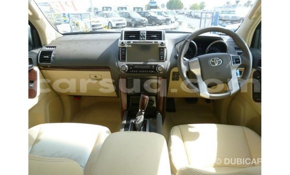 Acheter Import Voiture Toyota Prado Blanc à Import - Dubai, Barh el Gazel Acheter Import Voiture Toyota Prado Blanc à Import - Dubai, Barh el Gazel