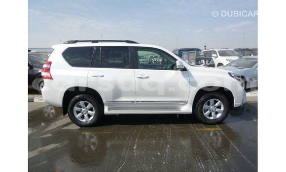 Acheter Import Voiture Toyota Prado Blanc à Import - Dubai, Barh el Gazel Acheter Import Voiture Toyota Prado Blanc à Import - Dubai, Barh el Gazel