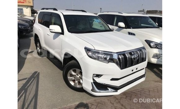 Acheter Import Voiture Toyota Prado Blanc à Import - Dubai, Barh el Gazel Acheter Import Voiture Toyota Prado Blanc à Import - Dubai, Barh el Gazel