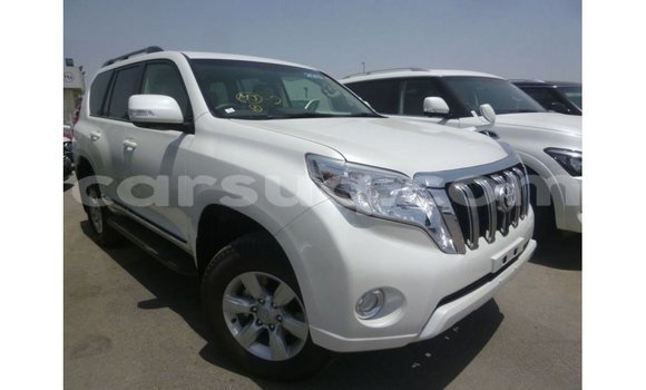 Acheter Import Voiture Toyota Prado Blanc à Import - Dubai, Barh el Gazel Acheter Import Voiture Toyota Prado Blanc à Import - Dubai, Barh el Gazel