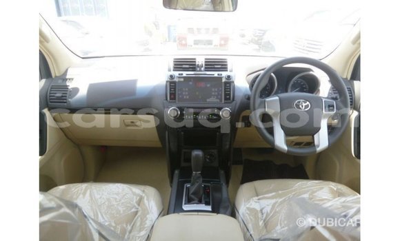 Acheter Import Voiture Toyota Prado Blanc à Import - Dubai, Barh el Gazel Acheter Import Voiture Toyota Prado Blanc à Import - Dubai, Barh el Gazel