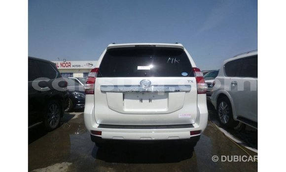 Acheter Import Voiture Toyota Prado Blanc à Import - Dubai, Barh el Gazel Acheter Import Voiture Toyota Prado Blanc à Import - Dubai, Barh el Gazel