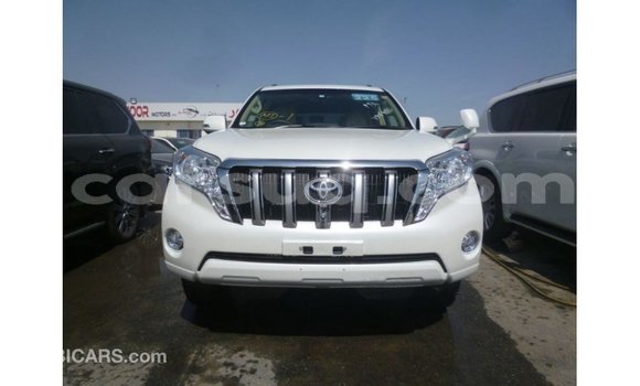 Acheter Import Voiture Toyota Prado Blanc à Import - Dubai, Barh el Gazel Acheter Import Voiture Toyota Prado Blanc à Import - Dubai, Barh el Gazel