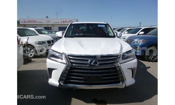Acheter Import Voiture Lexus LX Blanc à Import - Dubai, Barh el Gazel Acheter Import Voiture Lexus LX Blanc à Import - Dubai, Barh el Gazel