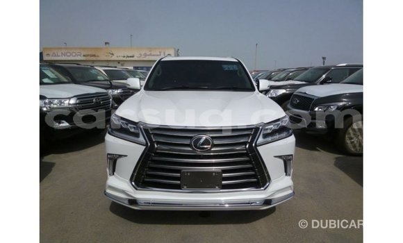 Acheter Import Voiture Lexus LX Blanc à Import - Dubai, Barh el Gazel Acheter Import Voiture Lexus LX Blanc à Import - Dubai, Barh el Gazel