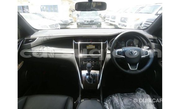 Buy Import Toyota Harrier Black Car in Import - Dubai in Barh el Gazel Buy Import Toyota Harrier Black Car in Import - Dubai in Barh el Gazel