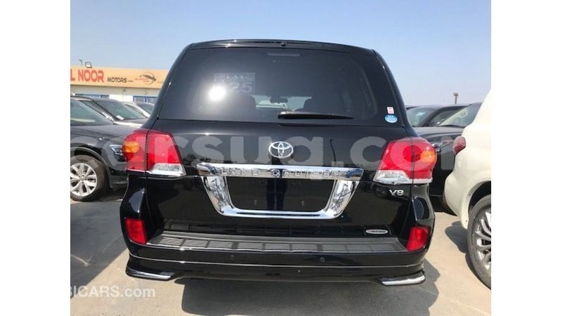 Big with watermark toyota land cruiser barh el gazel import dubai 2491