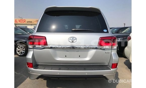 Acheter Import Voiture Toyota Land Cruiser Autre à Import - Dubai, Barh el Gazel Acheter Import Voiture Toyota Land Cruiser Autre à Import - Dubai, Barh el Gazel