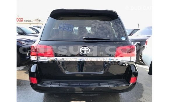 Acheter Import Voiture Toyota Land Cruiser Noir à Import - Dubai, Barh el Gazel Acheter Import Voiture Toyota Land Cruiser Noir à Import - Dubai, Barh el Gazel