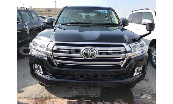 Acheter Import Voiture Toyota Land Cruiser Noir à Import - Dubai, Barh el Gazel Acheter Import Voiture Toyota Land Cruiser Noir à Import - Dubai, Barh el Gazel