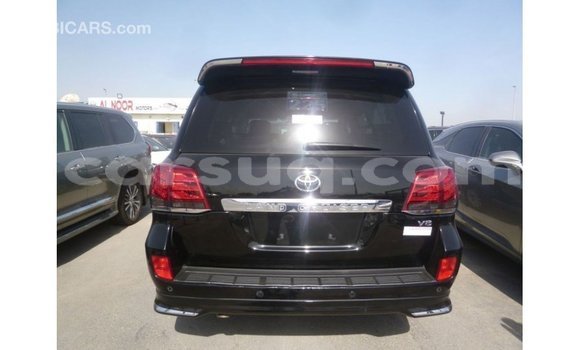 Acheter Import Voiture Toyota Land Cruiser Noir à Import - Dubai, Barh el Gazel Acheter Import Voiture Toyota Land Cruiser Noir à Import - Dubai, Barh el Gazel