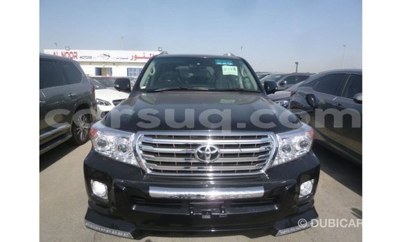 Acheter Import Voiture Toyota Land Cruiser Noir à Import - Dubai, Barh el Gazel Acheter Import Voiture Toyota Land Cruiser Noir à Import - Dubai, Barh el Gazel