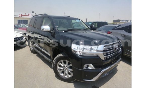 Acheter Import Voiture Toyota Land Cruiser Noir à Import - Dubai, Barh el Gazel Acheter Import Voiture Toyota Land Cruiser Noir à Import - Dubai, Barh el Gazel