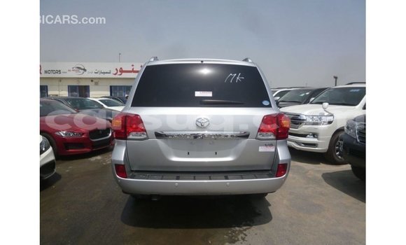 Acheter Import Voiture Toyota Land Cruiser Autre à Import - Dubai, Barh el Gazel Acheter Import Voiture Toyota Land Cruiser Autre à Import - Dubai, Barh el Gazel