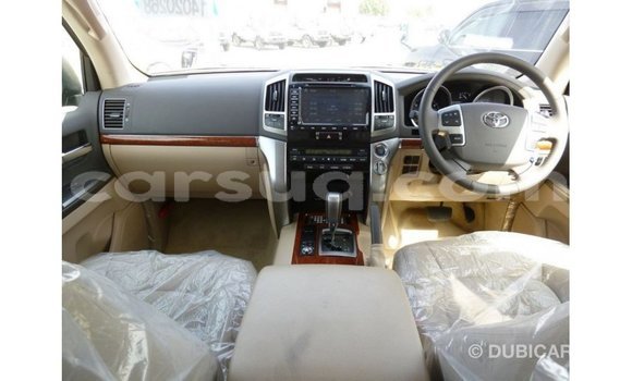 Acheter Import Voiture Toyota Land Cruiser Noir à Import - Dubai, Barh el Gazel Acheter Import Voiture Toyota Land Cruiser Noir à Import - Dubai, Barh el Gazel