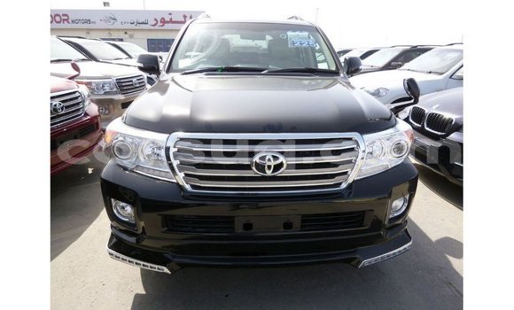 Acheter Import Voiture Toyota Land Cruiser Noir à Import - Dubai, Barh el Gazel Acheter Import Voiture Toyota Land Cruiser Noir à Import - Dubai, Barh el Gazel