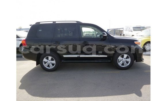 Acheter Import Voiture Toyota Land Cruiser Noir à Import - Dubai, Barh el Gazel Acheter Import Voiture Toyota Land Cruiser Noir à Import - Dubai, Barh el Gazel