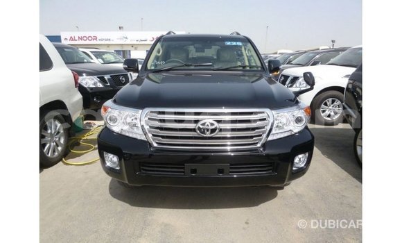 Acheter Import Voiture Toyota Land Cruiser Noir à Import - Dubai, Barh el Gazel Acheter Import Voiture Toyota Land Cruiser Noir à Import - Dubai, Barh el Gazel