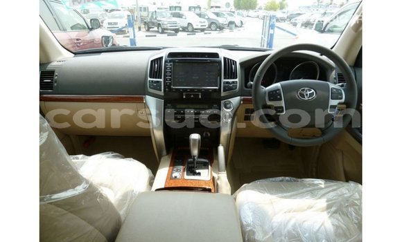 Acheter Import Voiture Toyota Land Cruiser Noir à Import - Dubai, Barh el Gazel Acheter Import Voiture Toyota Land Cruiser Noir à Import - Dubai, Barh el Gazel