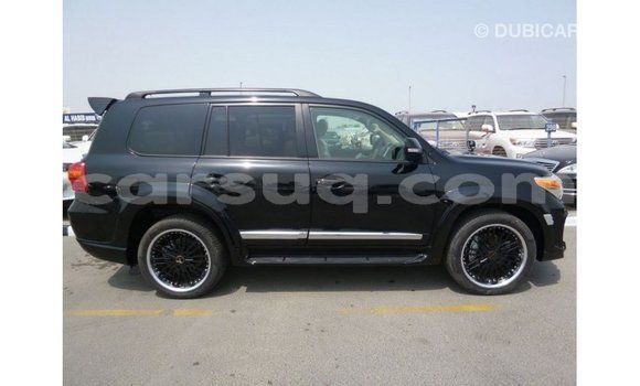 Acheter Import Voiture Toyota Land Cruiser Noir à Import - Dubai, Barh el Gazel Acheter Import Voiture Toyota Land Cruiser Noir à Import - Dubai, Barh el Gazel