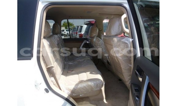 Buy Import Toyota Land Cruiser White Car in Import - Dubai in Barh el Gazel Buy Import Toyota Land Cruiser White Car in Import - Dubai in Barh el Gazel