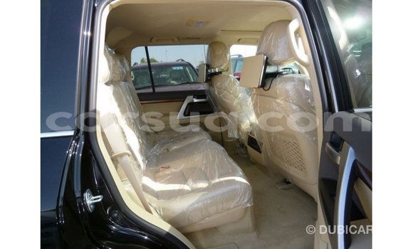 Acheter Import Voiture Toyota Land Cruiser Noir à Import - Dubai, Barh el Gazel Acheter Import Voiture Toyota Land Cruiser Noir à Import - Dubai, Barh el Gazel