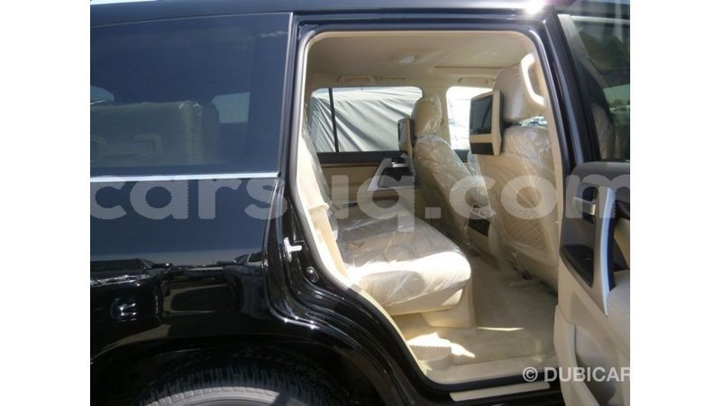 Big with watermark toyota land cruiser barh el gazel import dubai 2538