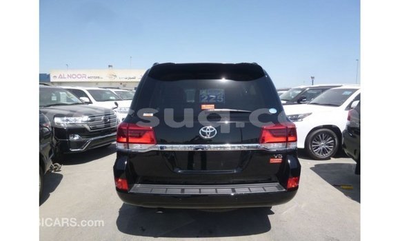Acheter Import Voiture Toyota Land Cruiser Noir à Import - Dubai, Barh el Gazel Acheter Import Voiture Toyota Land Cruiser Noir à Import - Dubai, Barh el Gazel