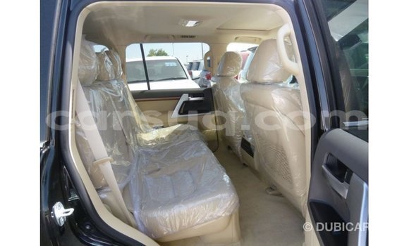 Acheter Import Voiture Toyota Land Cruiser Noir à Import - Dubai, Barh el Gazel Acheter Import Voiture Toyota Land Cruiser Noir à Import - Dubai, Barh el Gazel