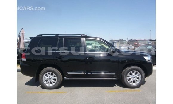 Acheter Import Voiture Toyota Land Cruiser Noir à Import - Dubai, Barh el Gazel Acheter Import Voiture Toyota Land Cruiser Noir à Import - Dubai, Barh el Gazel